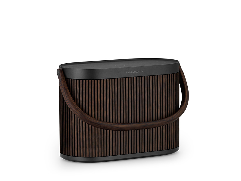 علامة BanG & Olufsen تطلق مكبّر الصوت beosound a5 المستوحة من الماضي والمُصمّم للمستقبل